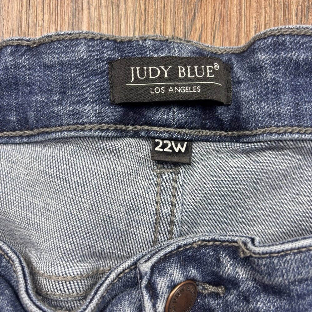 Judy Blue Boyfriend Fit Jeans Destroyed Medium Wash JB82169LT Women’s Size 22W - Picture 5 of 11